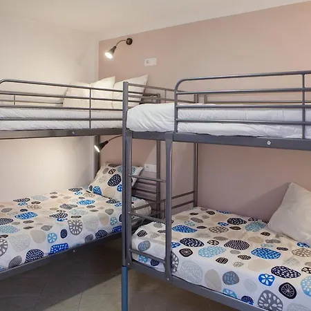 ゲストハウス Line Up Kite & Surf Camp