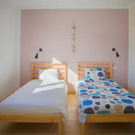 Line Up Kite & Surf Camp Gasthuis *