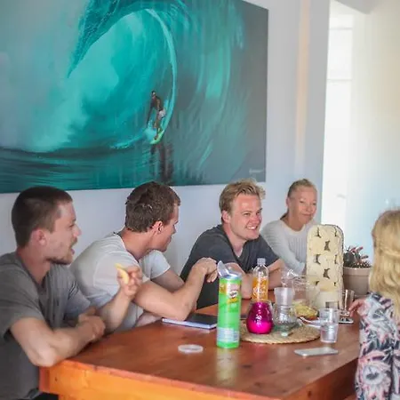 Gasthuis Line Up Kite & Surf Camp *