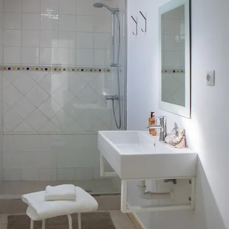 Line Up Kite & Surf Camp Gasthuis *