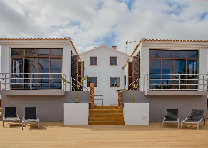 Line Up Kite & Surf Camp Konukevi *