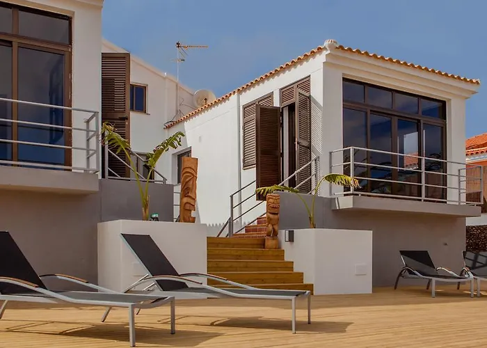 Konukevi Line Up Kite & Surf Camp